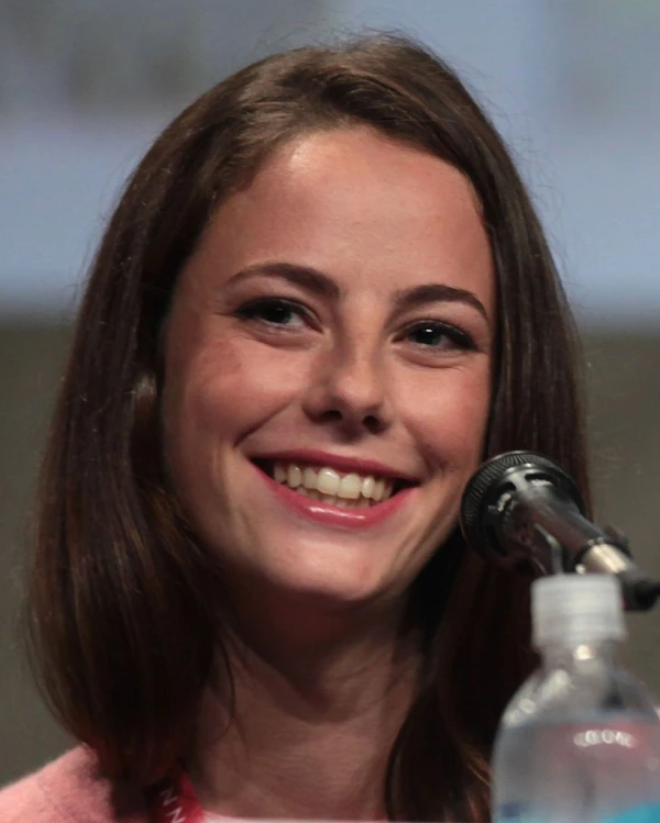 <strong>Kaya Scodelario</strong>. Bilde av Gage Skidmore.