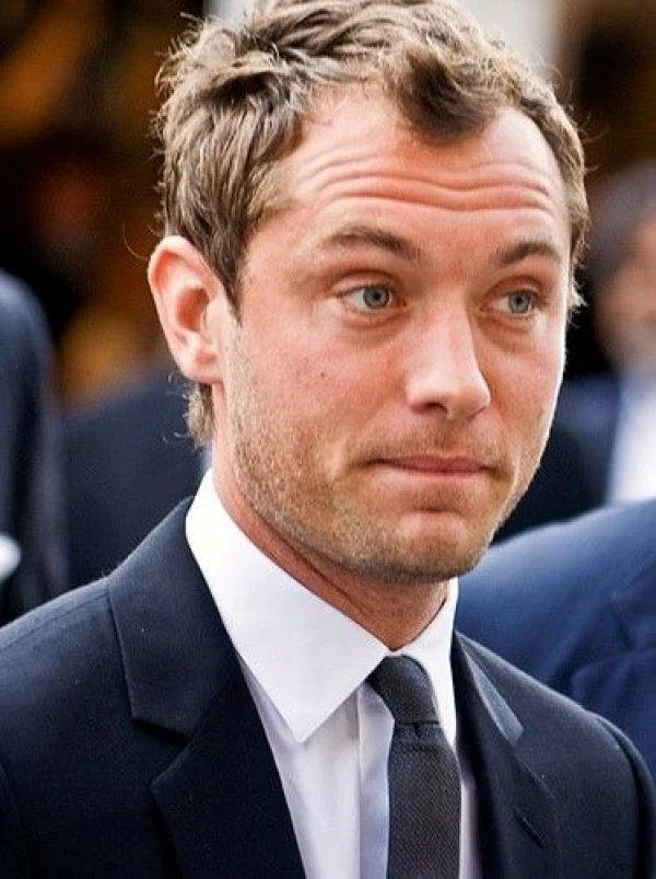 <strong>Jude Law</strong>. Bilde Indian Nomad.