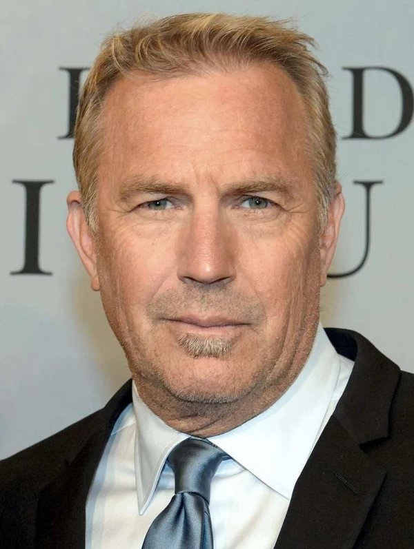 <strong>Kevin Costner</strong>. Bilde av NASA/Bill Ingalls.